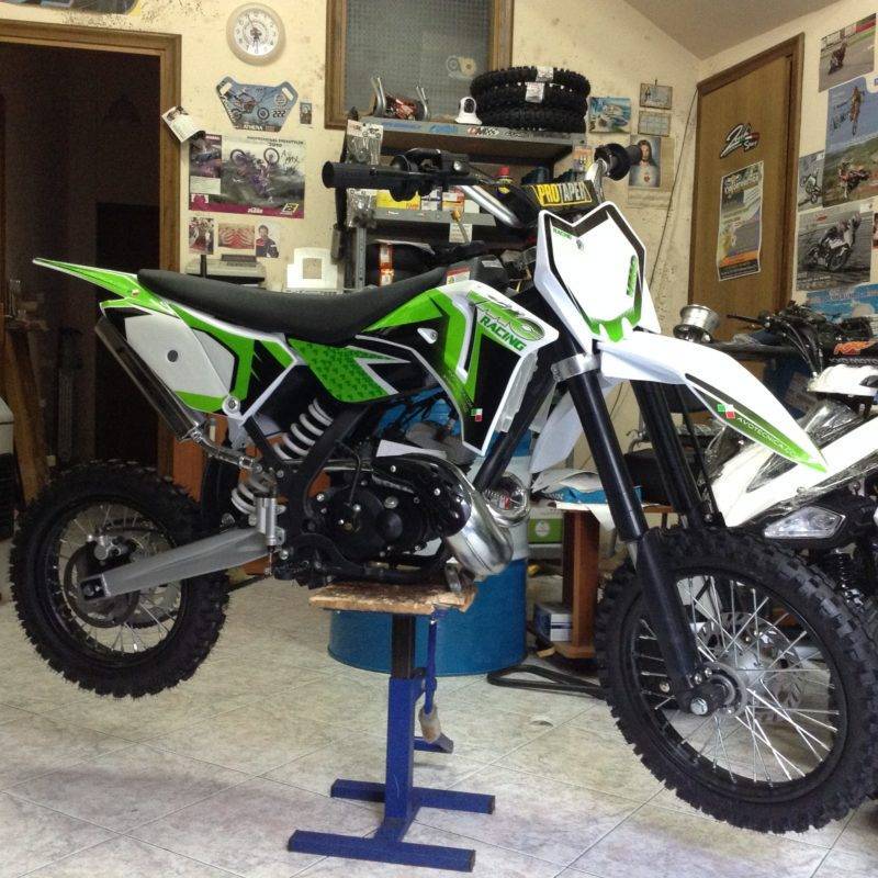 MINI CROSS 50CC 2T RUOTA 14" 12" XXL AVVIAMENTO A PEDALE,CARBURATORE 18 - immagine 9