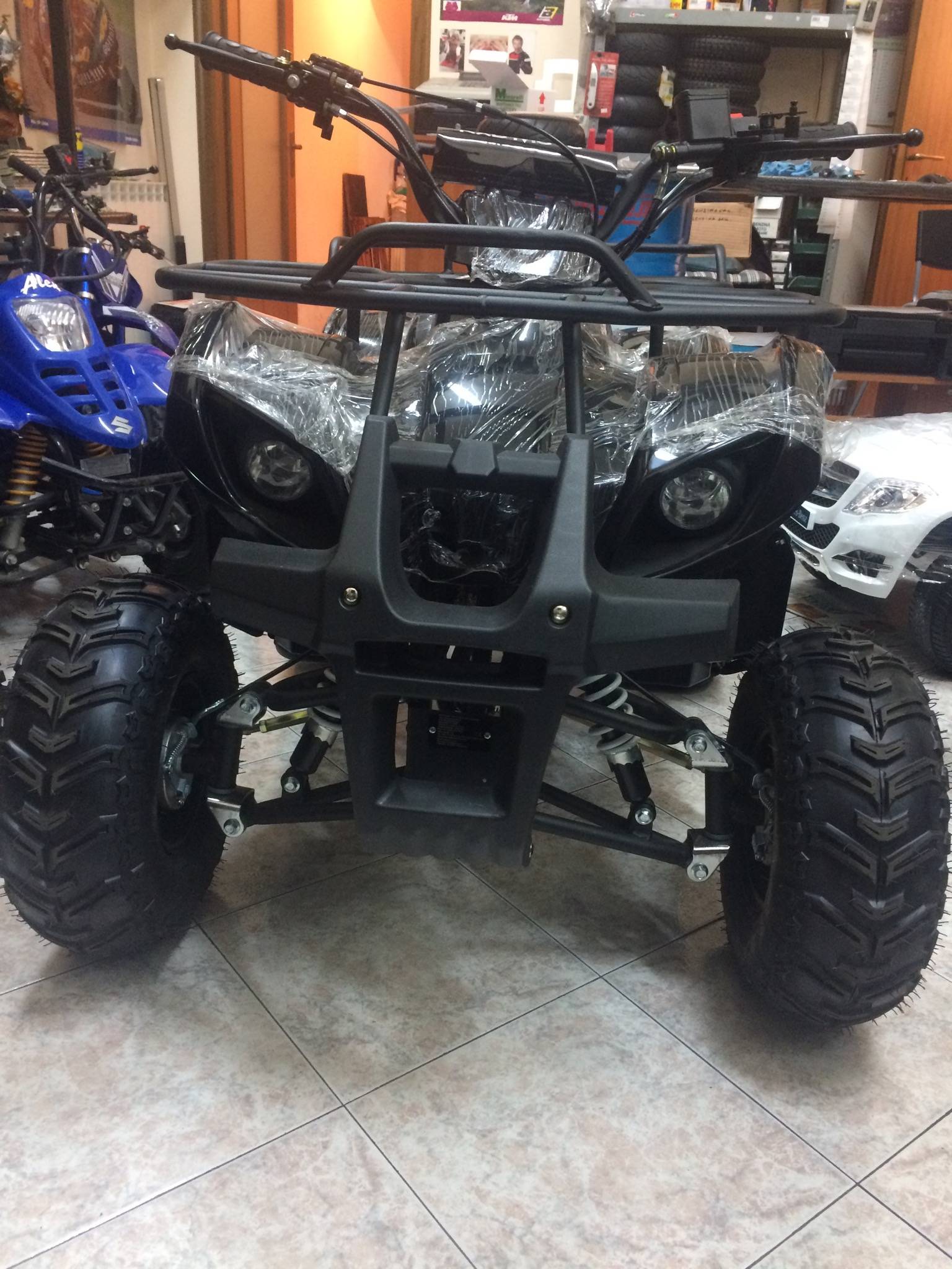QUAD HUMMER 125cc 4T RUOTA 7" AVVIAMENTO ELETTRICO,LUCI,TELECOMANDO,RETOMARCIA - immagine 13