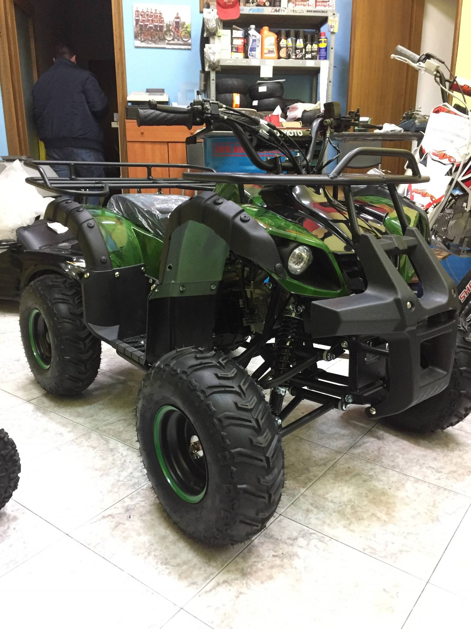 QUAD HUMMER 125cc 4T RUOTA 7" AVVIAMENTO ELETTRICO,LUCI,TELECOMANDO,RETOMARCIA - immagine 16
