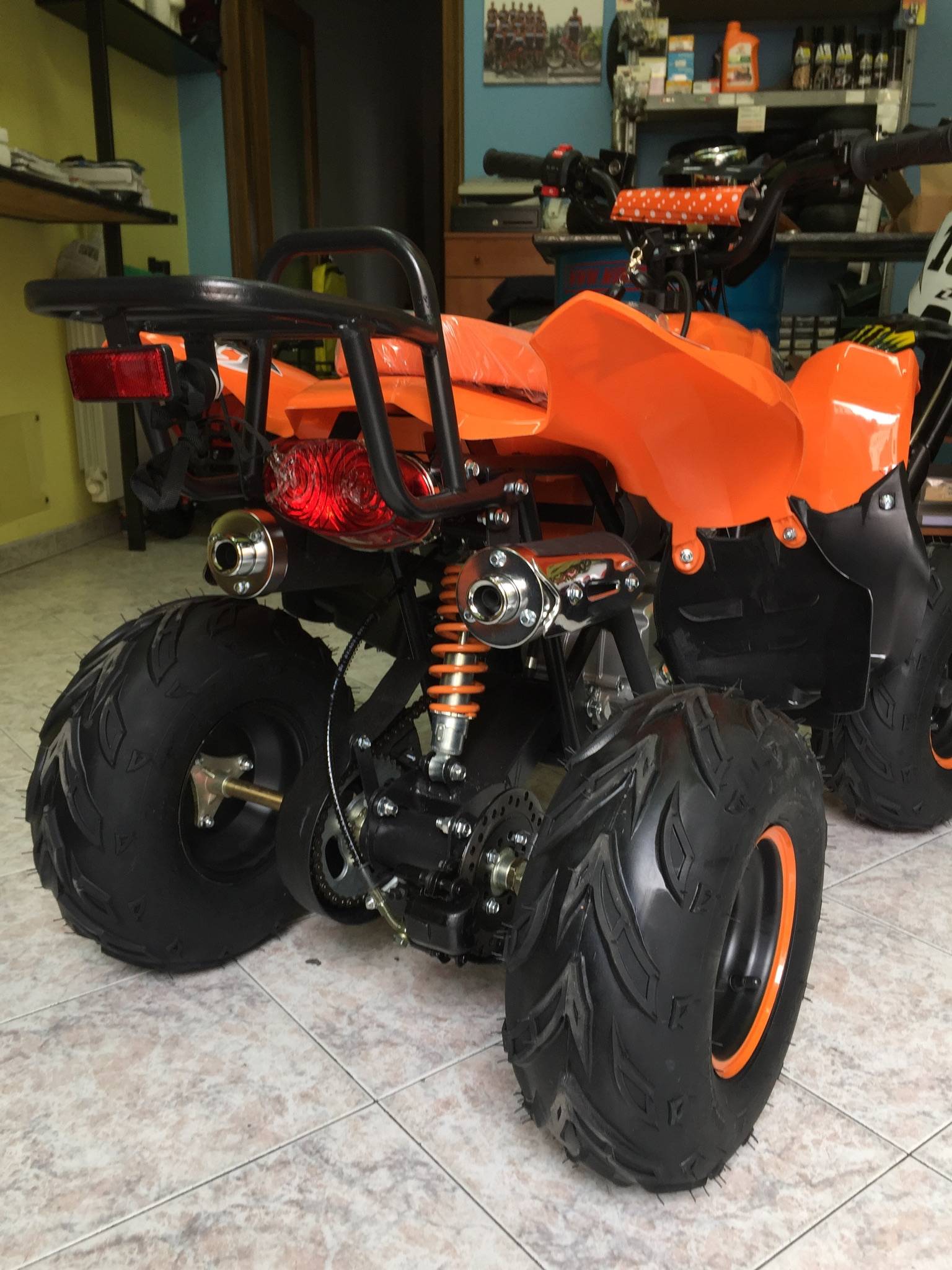 QUAD POLAR S5 125cc 4T RUOTA 7" AVVIAMENTO ELETTRICO,LUCI,TELECOMANDO,RETROMARCIA - immagine 6