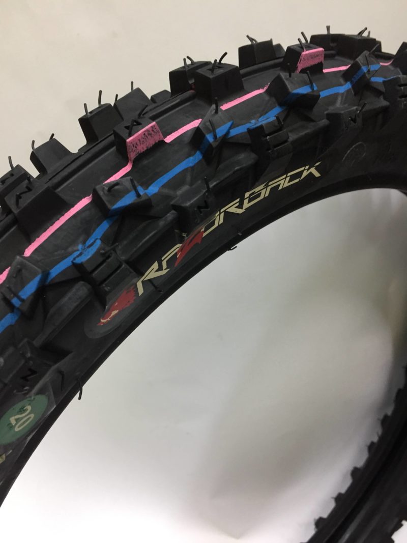 GOMMA PNEUMATICO CROSS 70/100-17 RAZORBACK FERAL - immagine 2