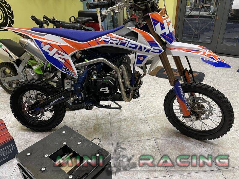 PIT BIKE 125cc PROFIVE KF2 4T,4 MARCE, RUOTA 14" 12" M.Y. 2023 - immagine 7