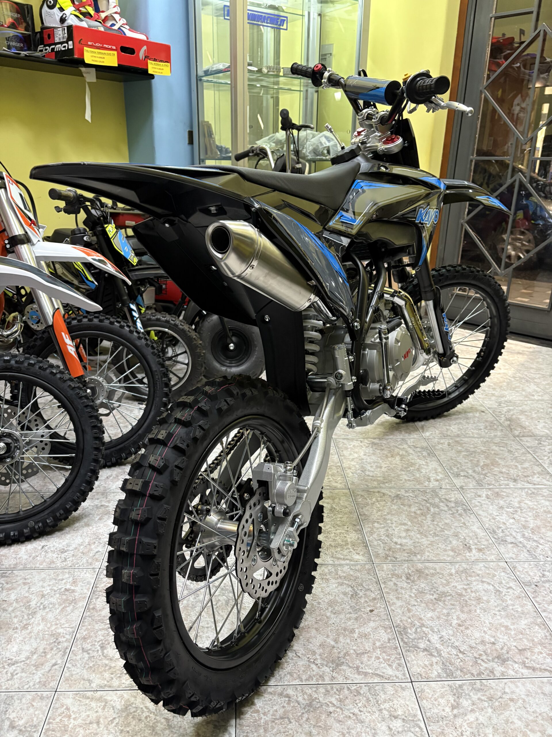 PIT BIKE KAYO 140CC 4T,4 MARCE, RUOTA 16”I9”,AVVIAMENTO ELETTRICO - immagine 5